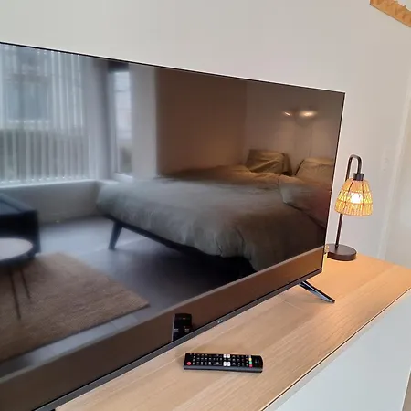 Apartment Vakantiestudio Lora Met Tuintje