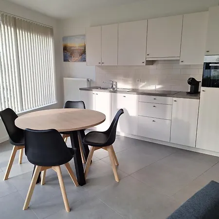 Vakantiestudio Lora Met Tuintje Blankenberge